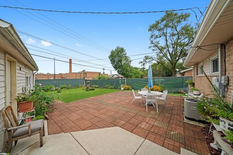 Tiny photo for 3048 Sherwood Avenue, Markham, IL 60428 (MLS # 12552194)