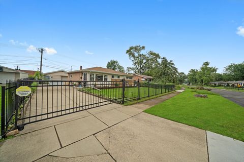 Tiny photo for 3048 Sherwood Avenue, Markham, IL 60428 (MLS # 12552194)