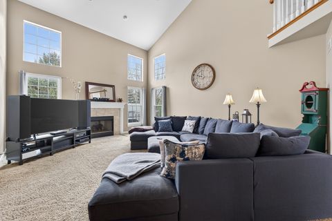 Tiny photo for 1823 Kings Gate Lane, Crystal Lake, IL 60014 (MLS # 12590711)