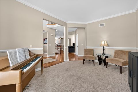 Tiny photo for 1823 Kings Gate Lane, Crystal Lake, IL 60014 (MLS # 12590711)