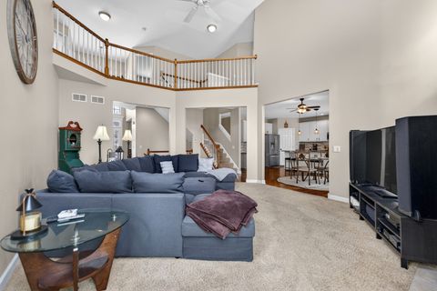 Tiny photo for 1823 Kings Gate Lane, Crystal Lake, IL 60014 (MLS # 12590711)