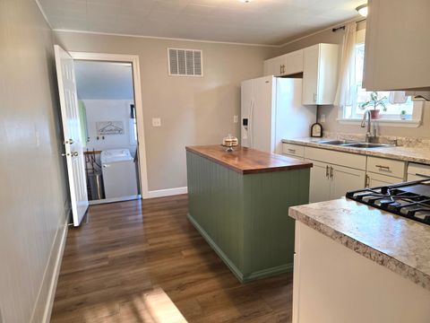 Tiny photo for 174 N Elm Street, Herscher, IL 60941 (MLS # 12596252)