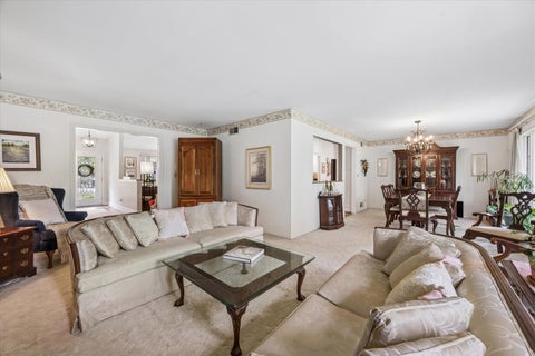 Tiny photo for 126 Castle Rock Lane, Bloomingdale, IL 60108 (MLS # 12720757)