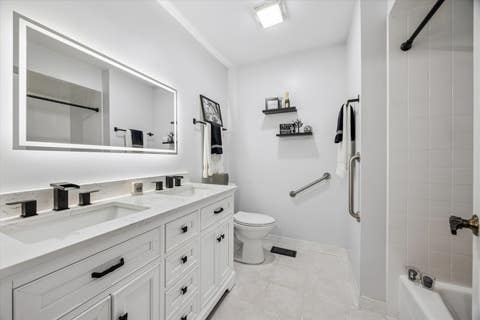 Tiny photo for 126 Castle Rock Lane, Bloomingdale, IL 60108 (MLS # 12720757)