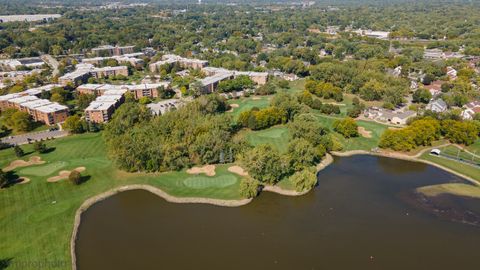 Tiny photo for 945 E Kenilworth Avenue #318, Palatine, IL 60074 (MLS # 12477619)