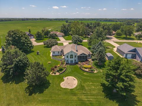 Tiny photo for 581 Fairway Drive, El Paso, IL 61738 (MLS # 12693883)