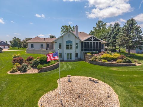 Tiny photo for 581 Fairway Drive, El Paso, IL 61738 (MLS # 12693883)