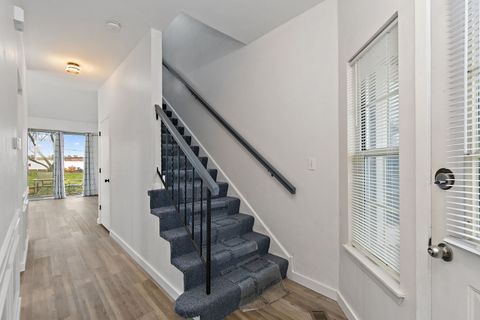 Tiny photo for 1113 Regency Court, Schaumburg, IL 60193 (MLS # 12521533)