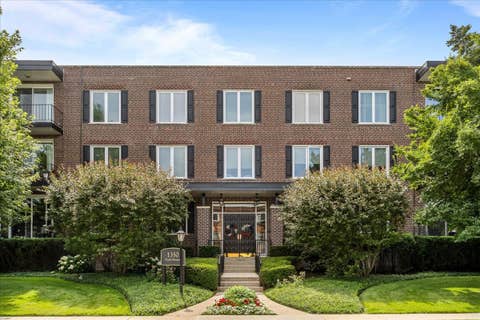 Photo of 1350 N Western Avenue #205, Lake Forest, IL 60045 (MLS # 12740925)