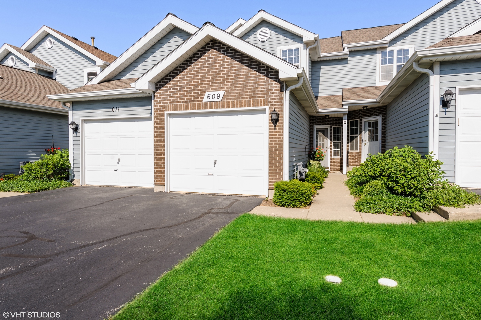 Photo 1 of 1 — Mundelein, IL 60060