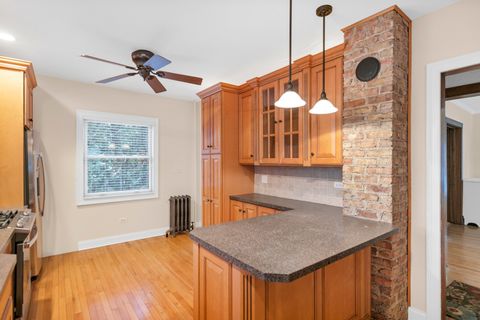 Tiny photo for 605 N 3rd Avenue, St. Charles, IL 60174 (MLS # 12562039)