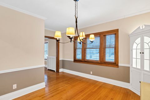 Tiny photo for 605 N 3rd Avenue, St. Charles, IL 60174 (MLS # 12562039)