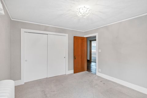 Tiny photo for 605 N 3rd Avenue, St. Charles, IL 60174 (MLS # 12562039)