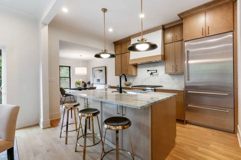Tiny photo for 1962 W Wilson Avenue, Chicago, IL 60640 (MLS # 12736994)