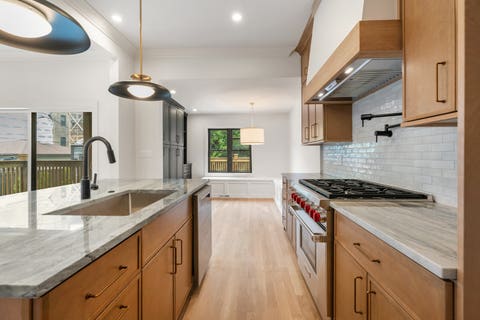 Tiny photo for 1962 W Wilson Avenue, Chicago, IL 60640 (MLS # 12736994)