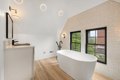 Tiny photo for 1962 W Wilson Avenue, Chicago, IL 60640 (MLS # 12736994)