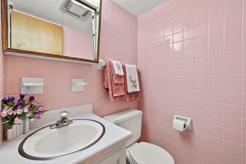 Tiny photo for 5300 Walnut Avenue #12B, Downers Grove, IL 60515 (MLS # 12501888)