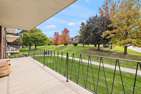 Tiny photo for 5300 Walnut Avenue #12B, Downers Grove, IL 60515 (MLS # 12501888)