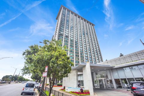 Photo of 3600 N Lake Shore Drive #1403, Chicago, IL 60613 (MLS # 12456509)