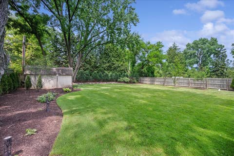 Tiny photo for 586 Earl Drive, Northfield, IL 60093 (MLS # 12692423)