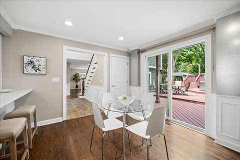 Tiny photo for 586 Earl Drive, Northfield, IL 60093 (MLS # 12692423)