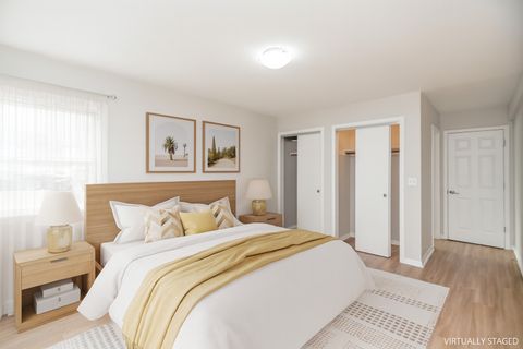 Tiny photo for 4926 N Lester Avenue #1W, Chicago, IL 60630 (MLS # 12487958)