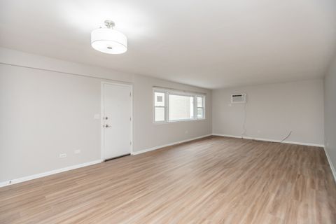 Tiny photo for 4926 N Lester Avenue #1W, Chicago, IL 60630 (MLS # 12487958)