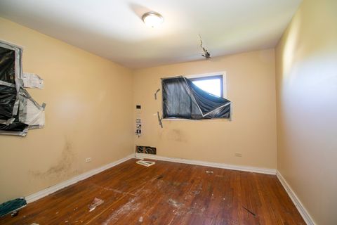 Tiny photo for 176 N Floyd Lane, Chicago Heights, IL 60411 (MLS # 12493647)