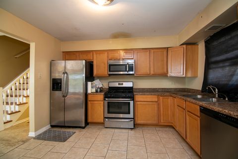 Tiny photo for 176 N Floyd Lane, Chicago Heights, IL 60411 (MLS # 12493647)