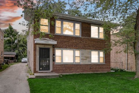 1921 171st Street East Hazel Crest IL 60429