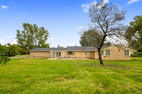 Tiny photo for 400 Sugar Creek Drive, Joliet, IL 60433 (MLS # 12767666)