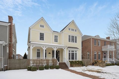 Photo of 726 Lincoln Street, Evanston, IL 60201 (MLS # 12564522)