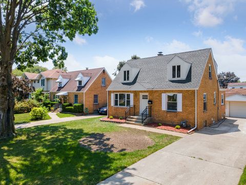7810 N Neva Avenue Niles IL 60714