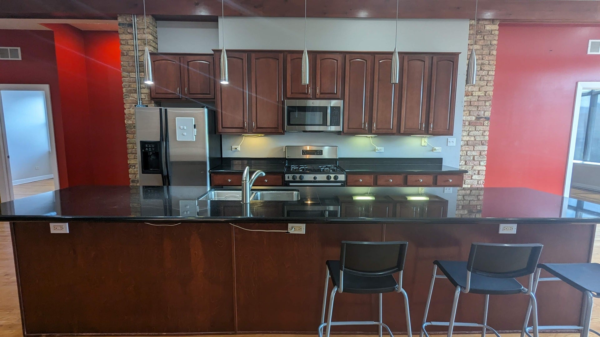 1738 W Belmont Avenue 3F