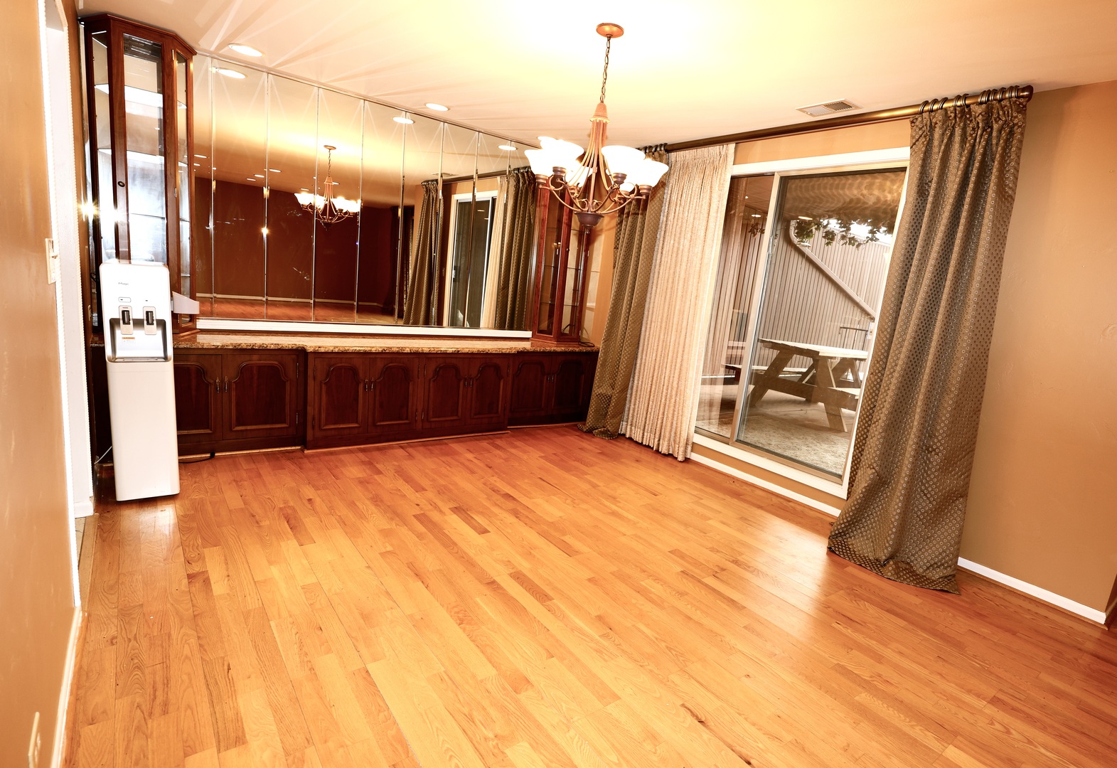 3950 Dundee Road 302