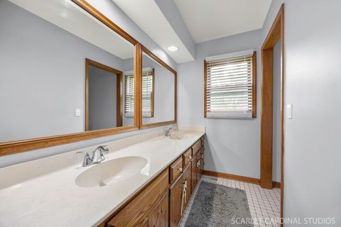 Tiny photo for 912 Sanctuary Lane, Naperville, IL 60540 (MLS # 12427195)