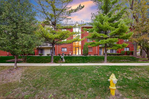 Tiny photo for 6601 Martin France Circle #2A, Tinley Park, IL 60477 (MLS # 12502696)