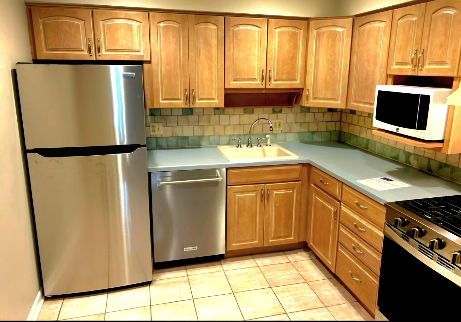 Libertyville, Illinois 60048, United States, 1 Bedroom Bedrooms, ,1 BathroomBathrooms,Residential,Active,233942