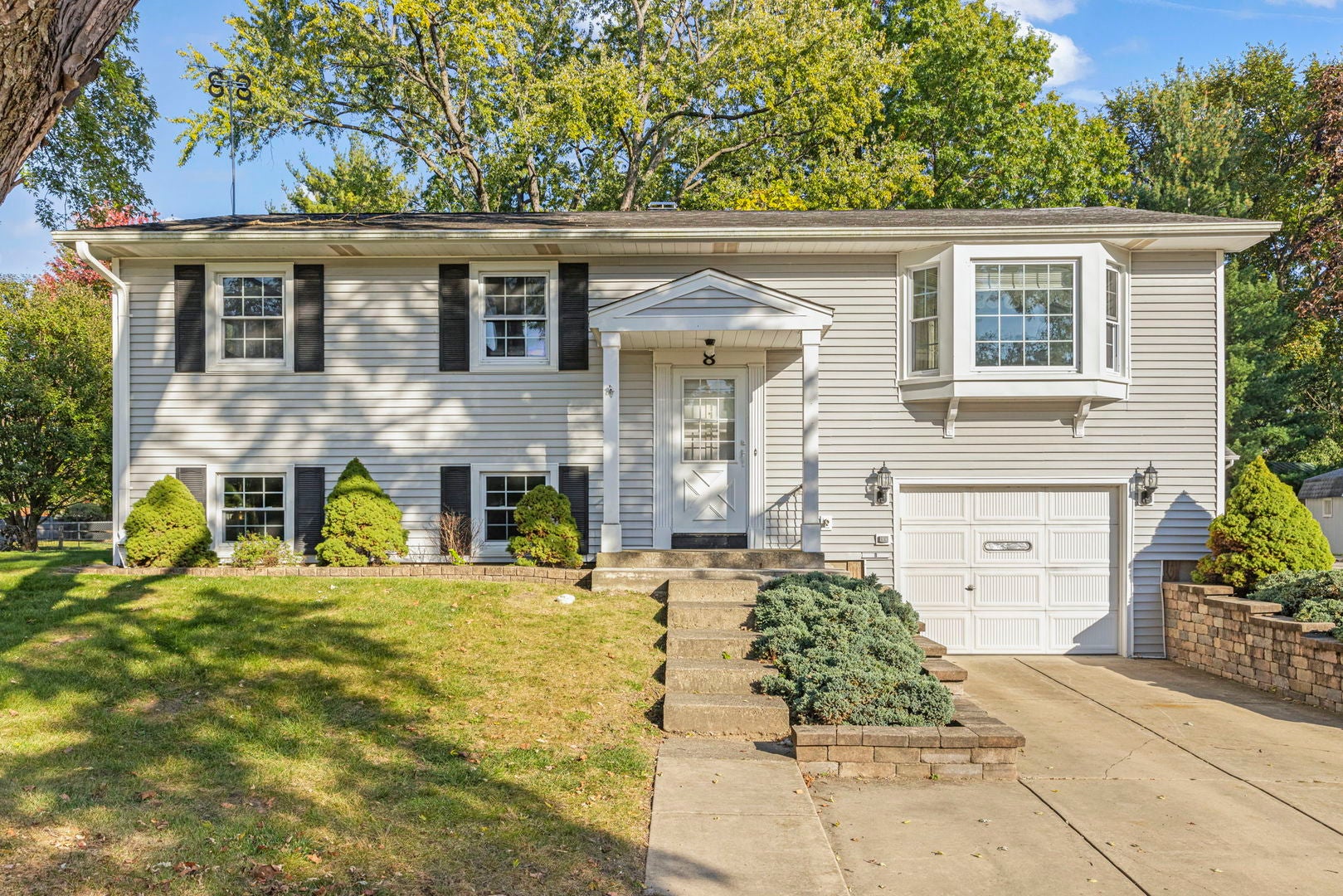 8 Westleigh Court