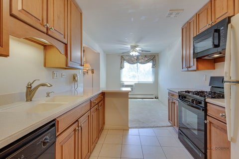 Tiny photo for 2604 N Windsor Drive #204, Arlington Heights, IL 60004 (MLS # 12687233)