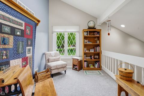 Tiny photo for 542 Cress Creek Court, Crystal Lake, IL 60014 (MLS # 12643581)