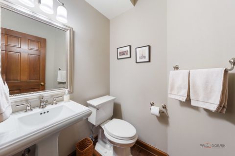Tiny photo for 2145 Kenton Lane, Libertyville, IL 60048 (MLS # 12709605)