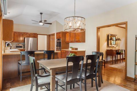 Tiny photo for 2145 Kenton Lane, Libertyville, IL 60048 (MLS # 12709605)