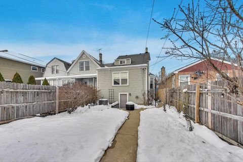 Tiny photo for 4633 W Grace Street, Chicago, IL 60641 (MLS # 12536913)