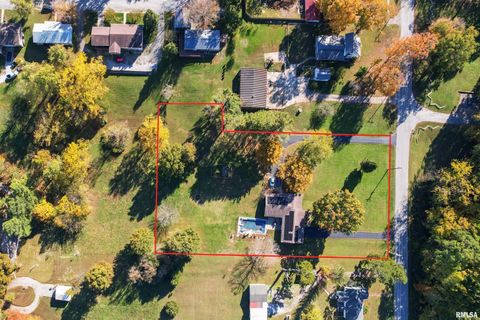 Tiny photo for 524 N MAIN Street, Jonesboro, IL 62952 (MLS # EB460392)