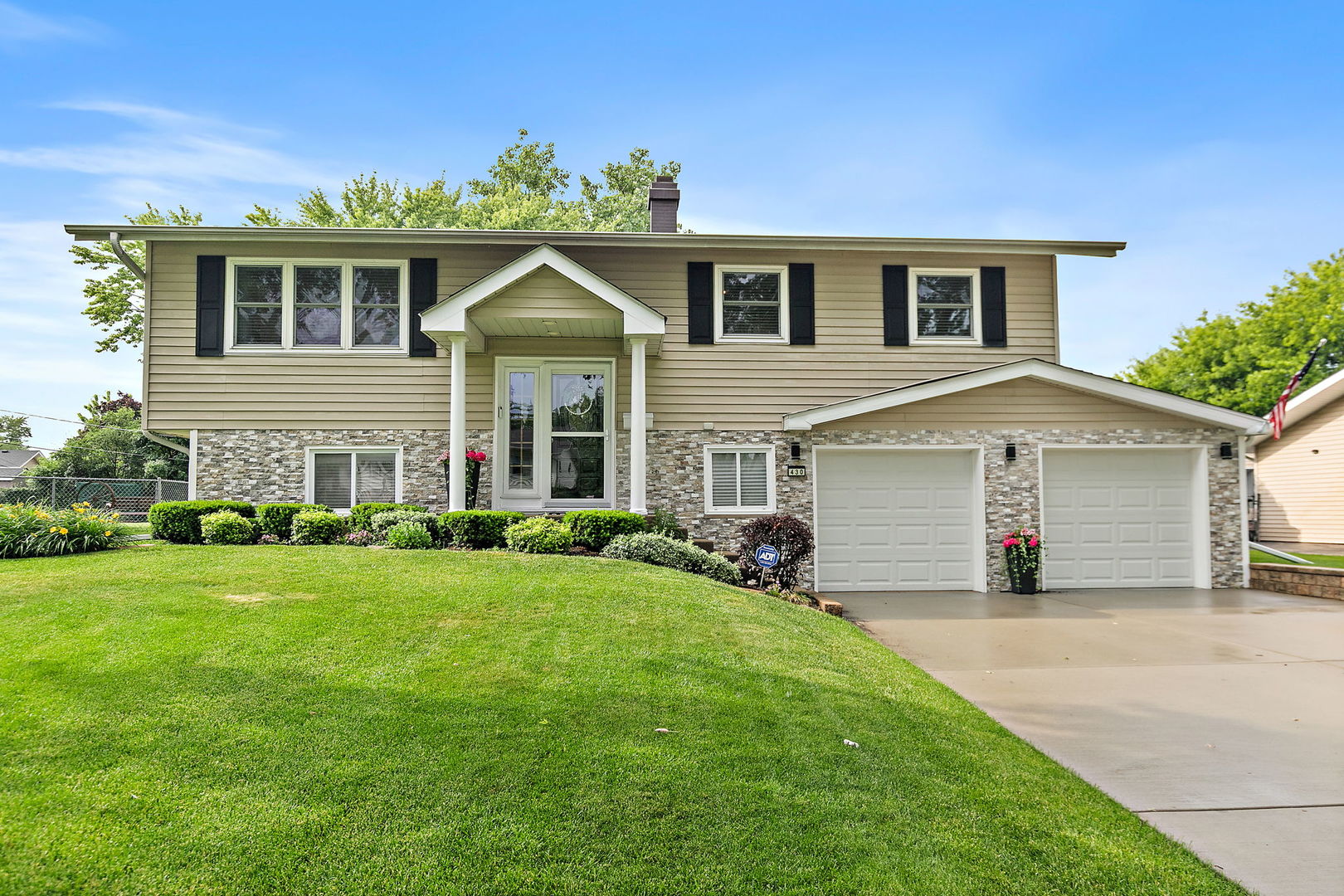 430 Amherst Lane