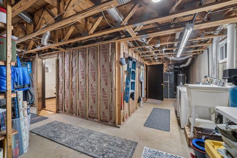 Tiny photo for 892 Manchester Course, Geneva, IL 60134 (MLS # 12616331)