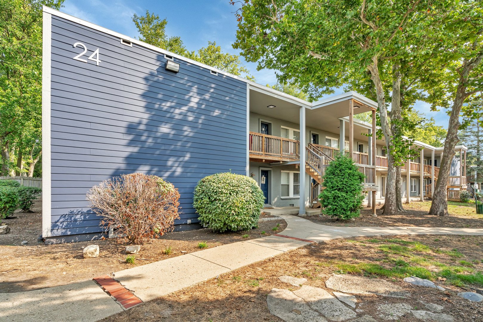 18 N Parkside Avenue 2H