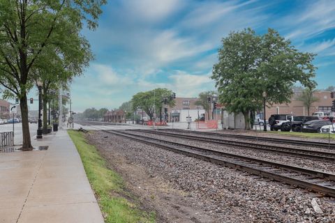 Tiny photo for 16 E Burlington Avenue, La Grange, IL 60525 (MLS # 12492884)