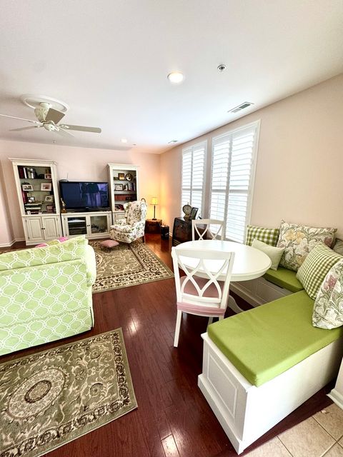 Tiny photo for 7753 Van Buren Street #401, Forest Park, IL 60130 (MLS # 12550622)